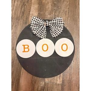 Circle wood Halloween Boo Sign